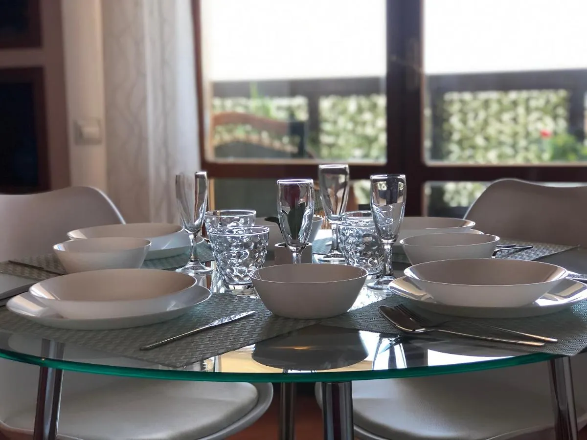 Casa Chiara Italia Terrace Centro Direzionale Apartment Naples Italy