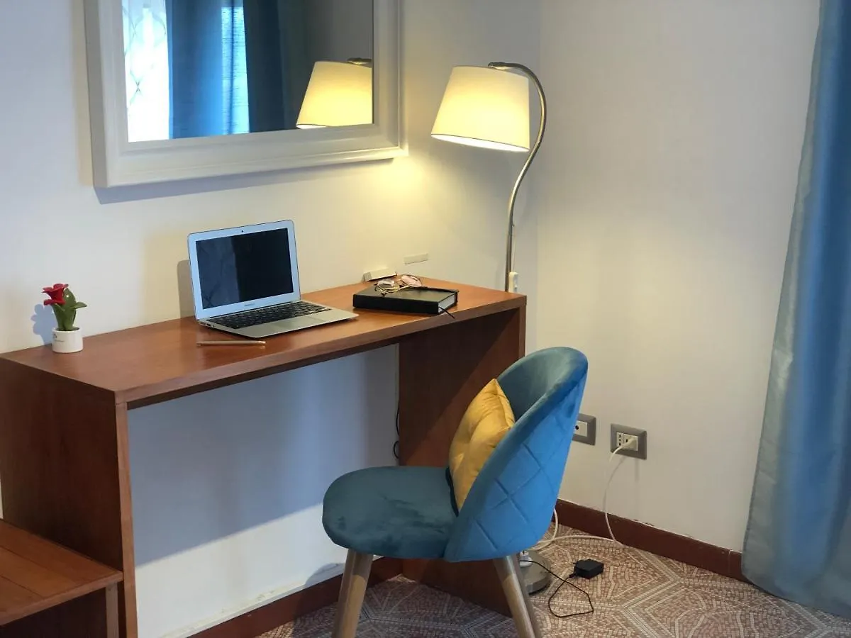 Casa Chiara Italia Terrace Centro Direzionale Διαμέρισμα Νάπολη